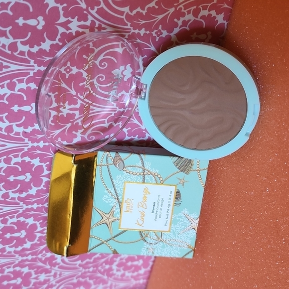 NIB - KNDR BEAUTY - Kind Bronze - Shade: Blissful Bronze - Picture 3 of 4
